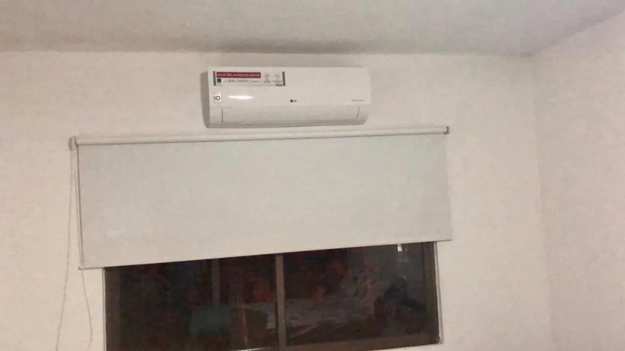 Apartaestudio Gran Ubicacion Y Aire Acondicionado Cali Apartmán
