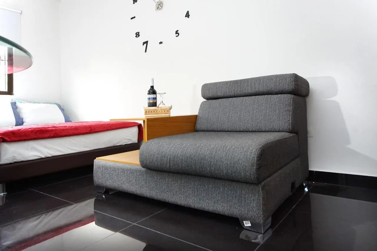 Apartaestudio Gran Ubicacion Y Aire Acondicionado Cali